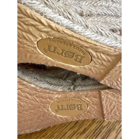 Born Drilles Camel & Ecru Lthr & Jute Wedge Sandals Sz9/9.5 NWOB Classic/Summer - Picture 9 of 14